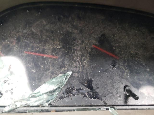 Toyota Camry Le Image 11