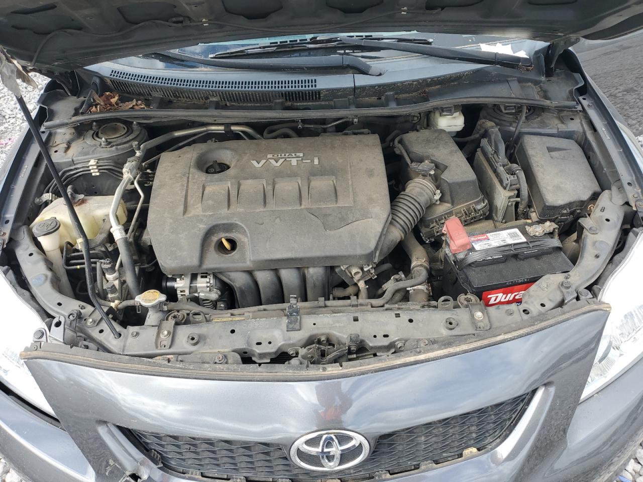 Toyota Corolla Base Image 12