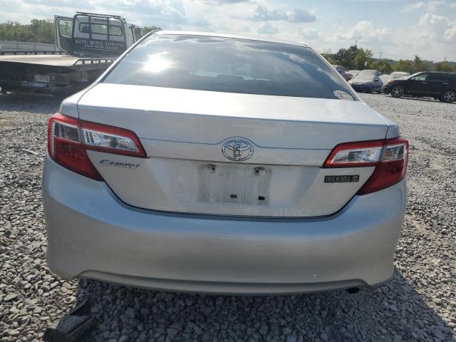 Toyota Camry Base Image 12