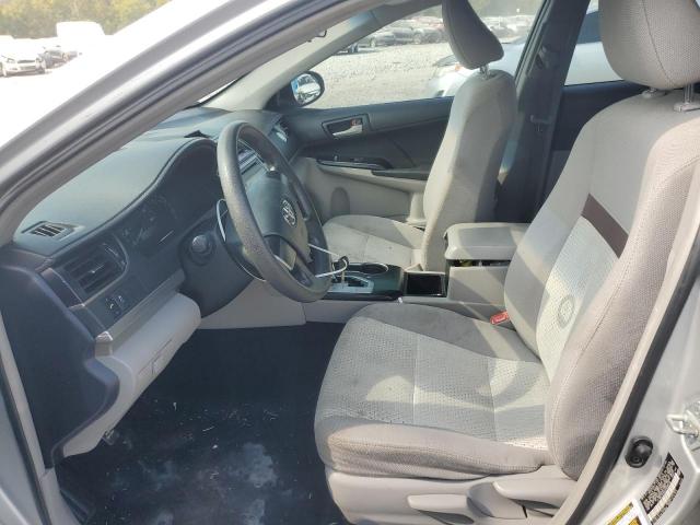 Toyota Camry Base Image 5