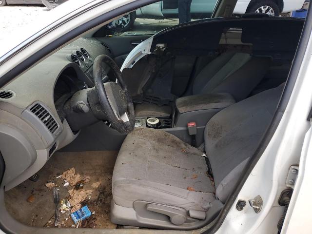 Nissan Altima Base Image 2