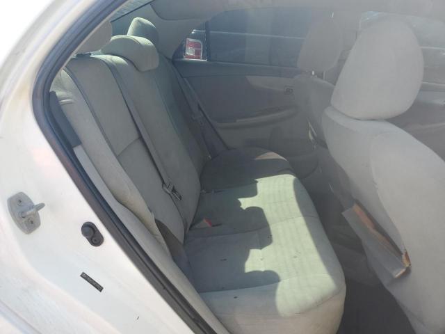 Toyota Corolla Base Image 3