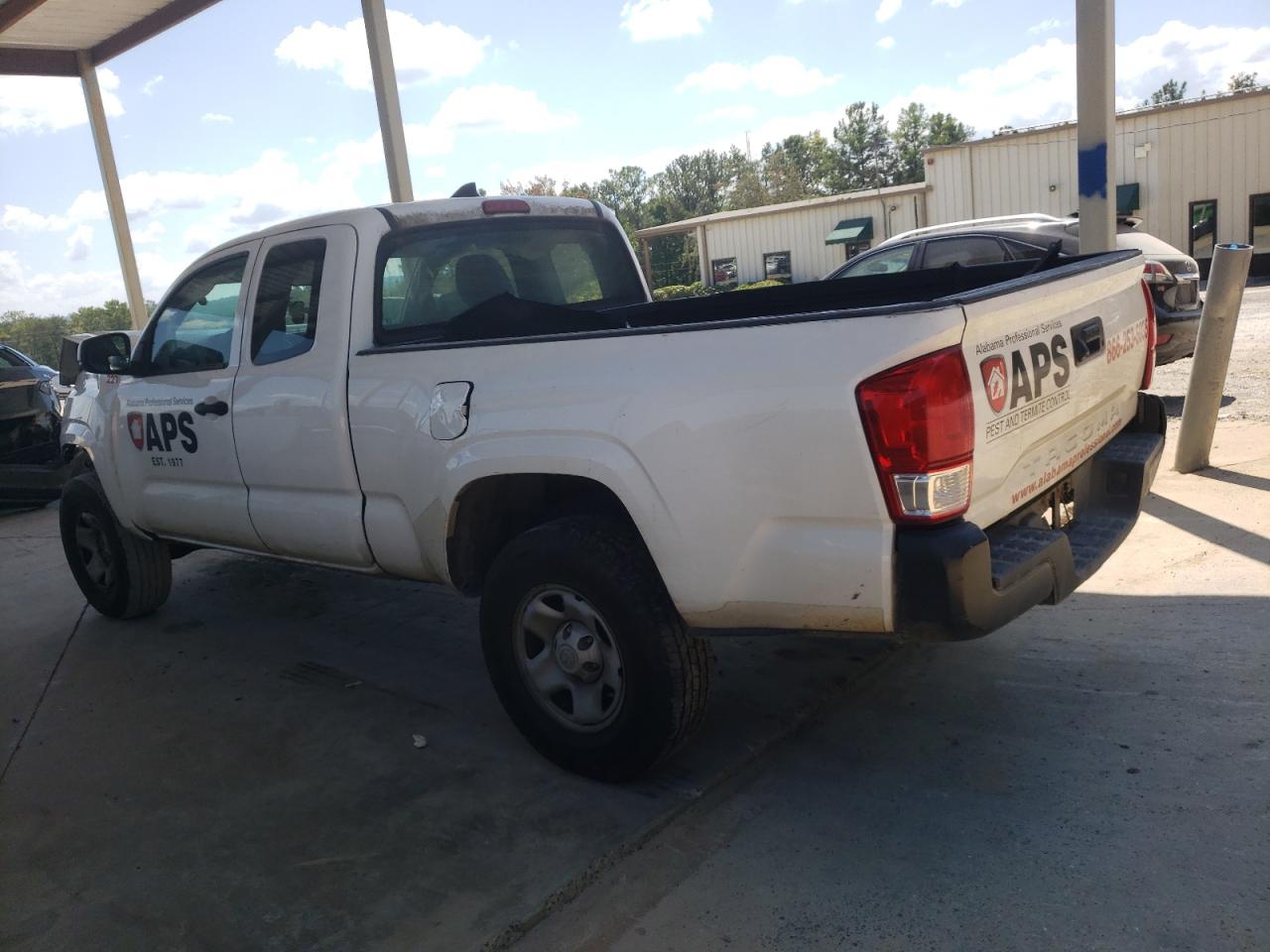 Toyota Tacoma Access Cab Image 7