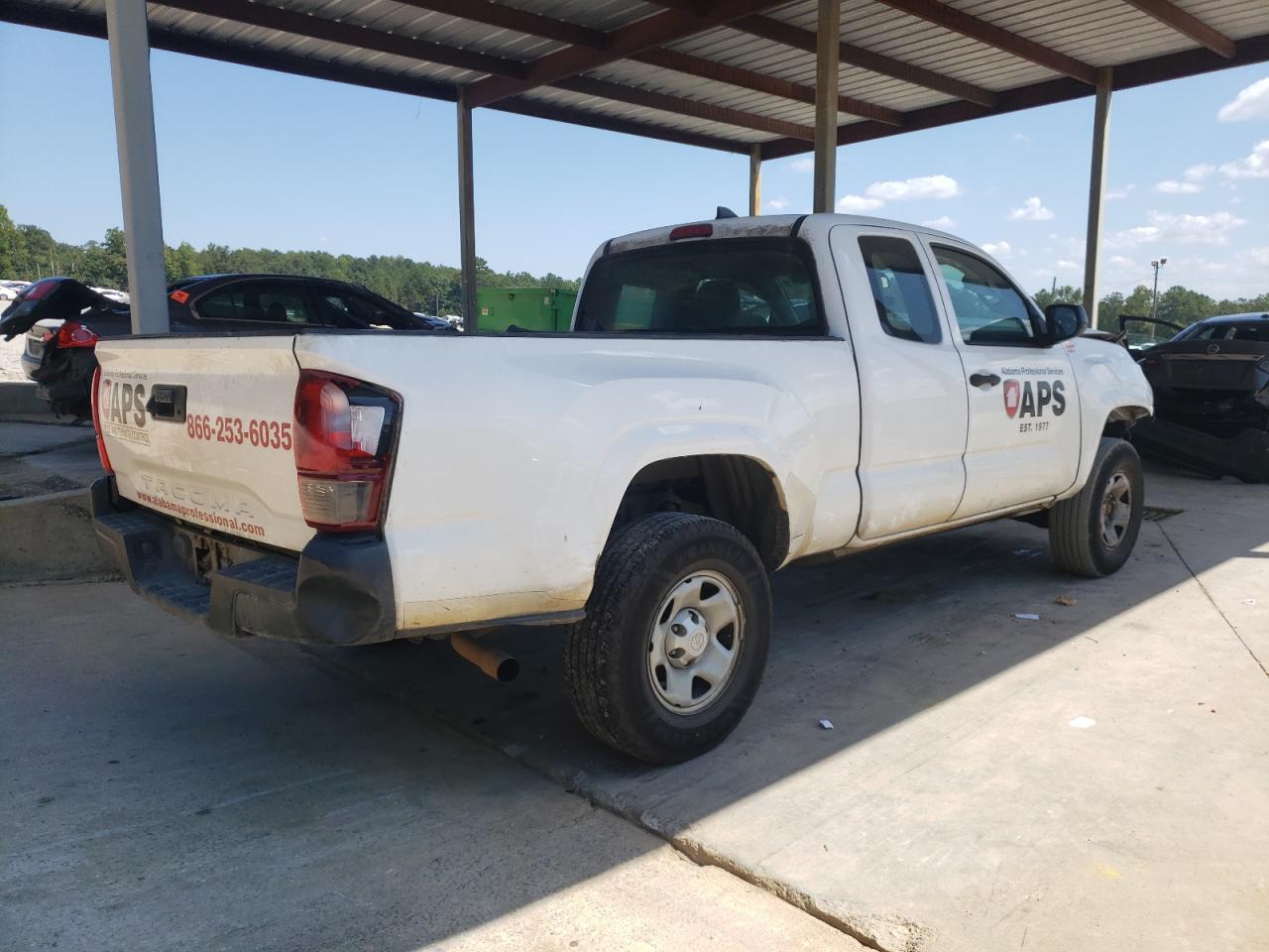 Toyota Tacoma Access Cab Image 12