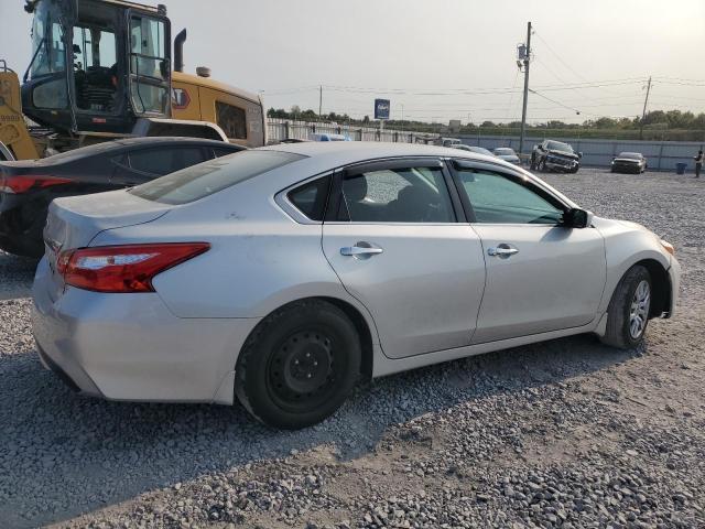 Nissan Altima 2.5 Image 6