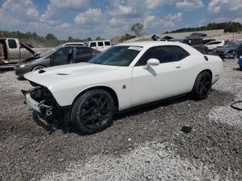  Salvage Dodge Challenger