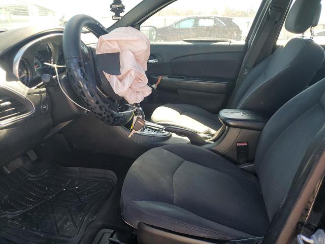 Chrysler 200 Lx Image 12