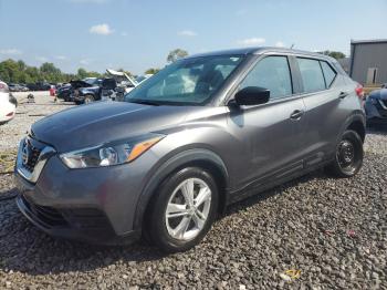  Salvage Nissan Kicks