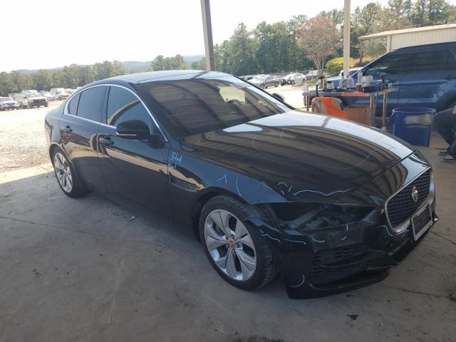 Jaguar XE S Image 3