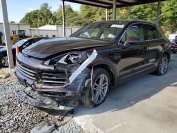  Salvage Porsche Cayenne