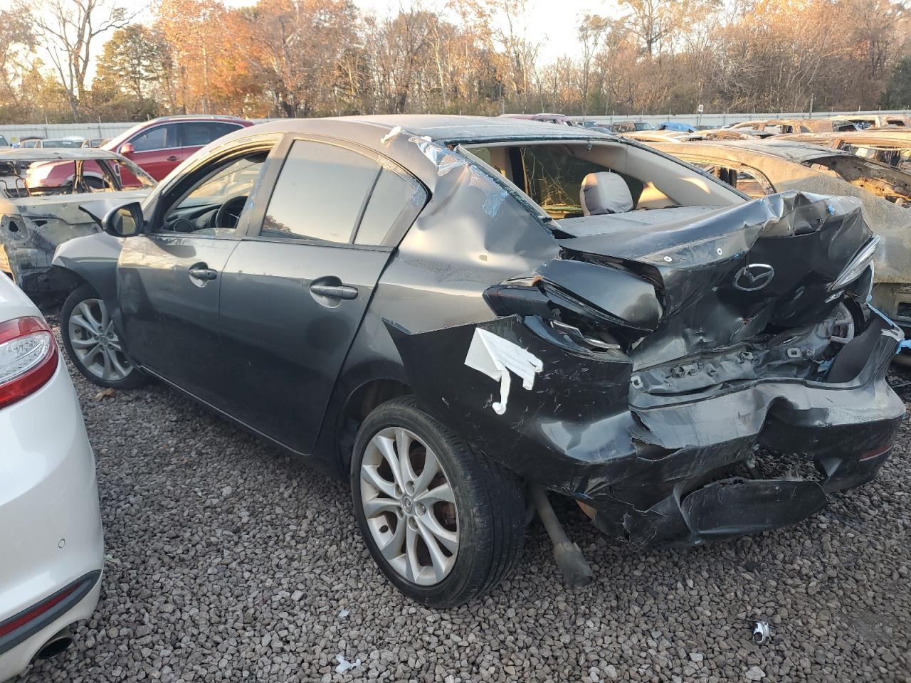 Mazda Mazda3 S Image 4