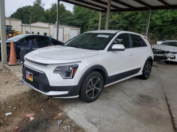  Salvage Kia Niro