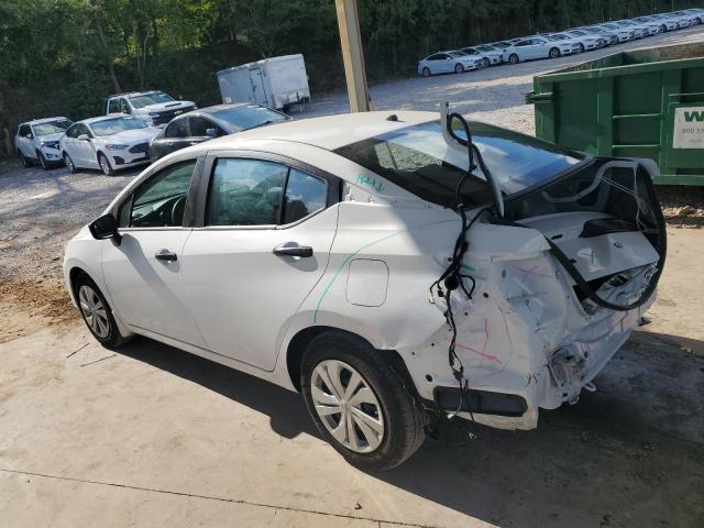 Nissan Versa S Image 3