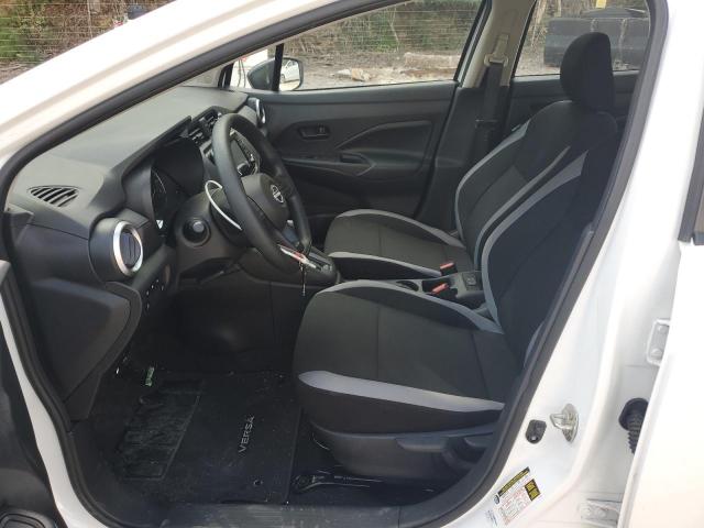 Nissan Versa S Image 7