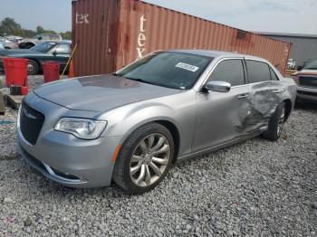  Salvage Chrysler 300