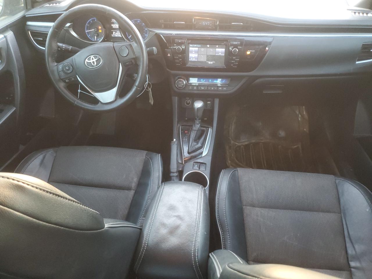 Toyota Corolla L Image 7