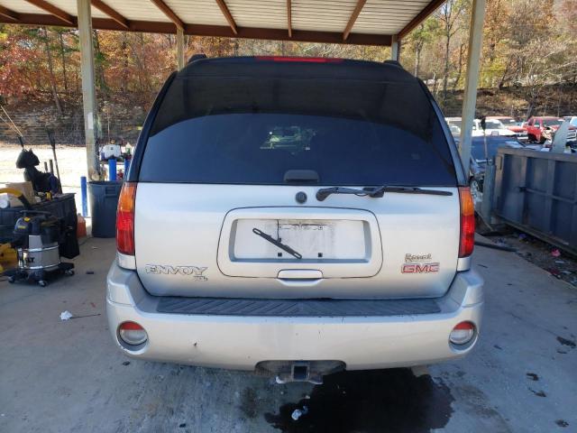 GMC Envoy Xl Image 4