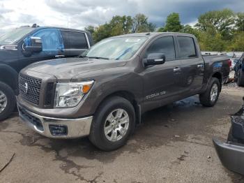  Salvage Nissan Titan