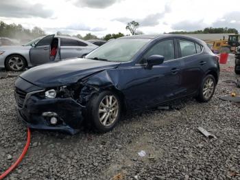  Salvage Mazda 3