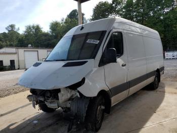  Salvage Mercedes-Benz Sprinter
