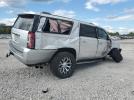 GMC Yukon Denali Image 4