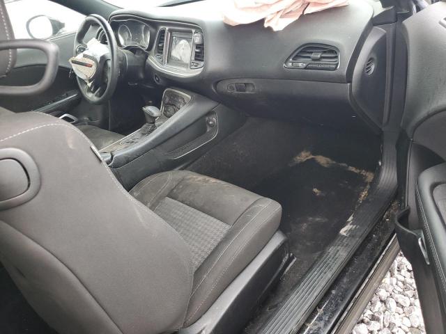 Dodge Challenger Sxt Image 8