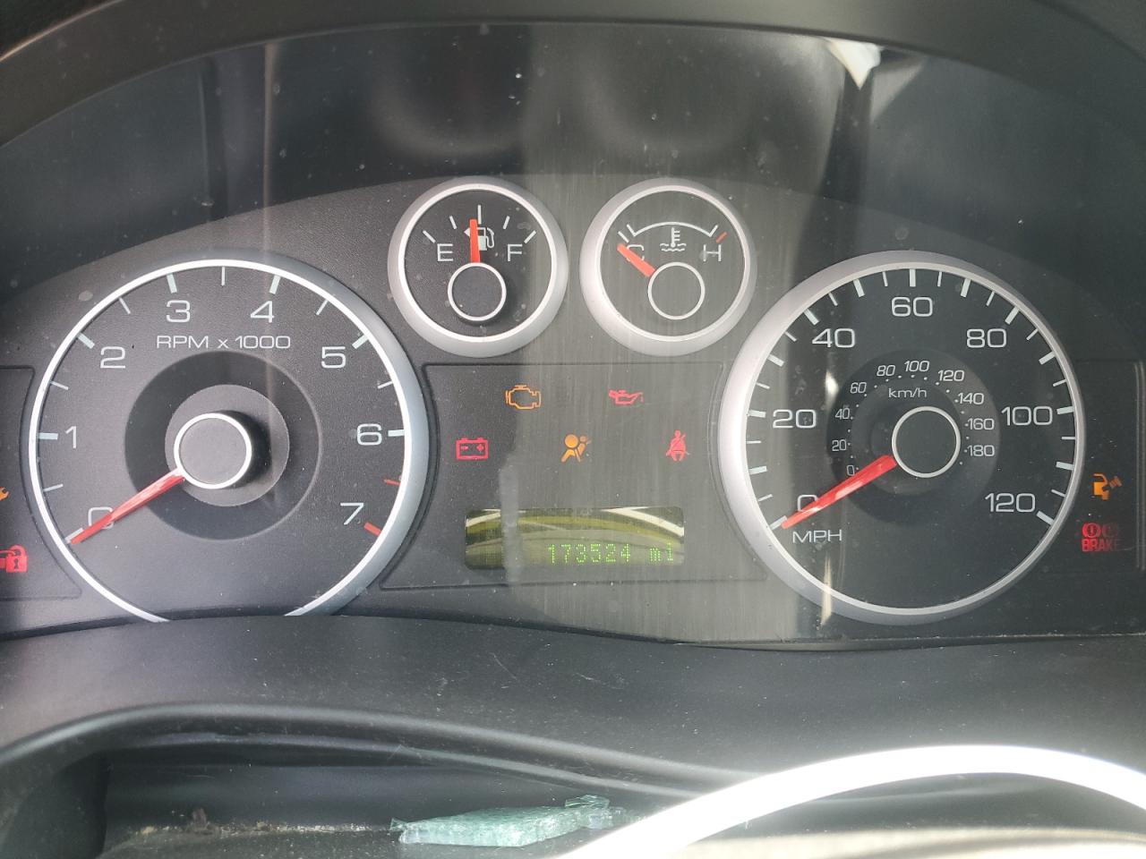 Ford Fusion Se Image 9