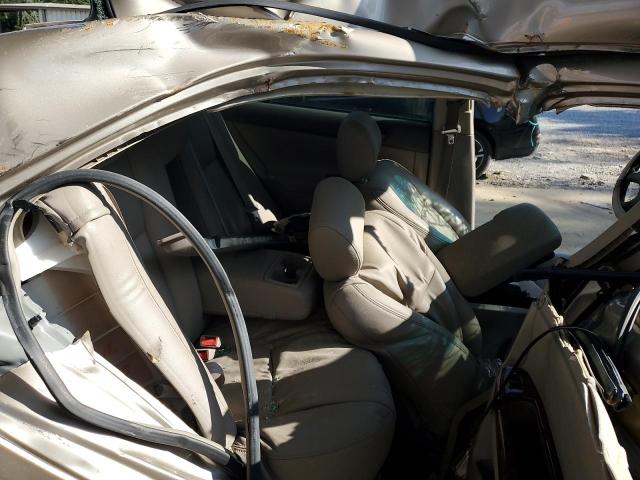 Toyota Camry Le Image 11