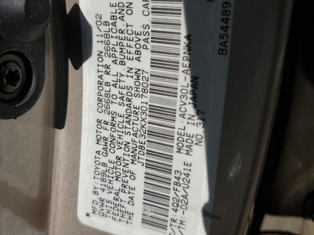 Toyota Camry Le Image 9