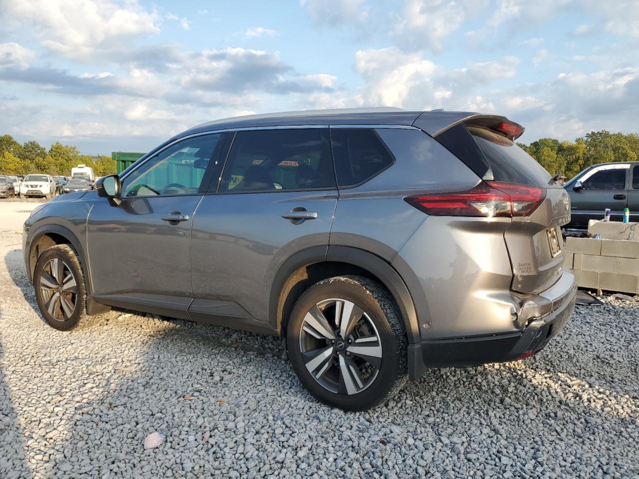 Nissan Rogue Sl Image 2