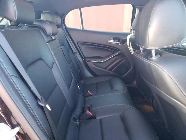 Mercedes-Benz GLA 250 Image 12