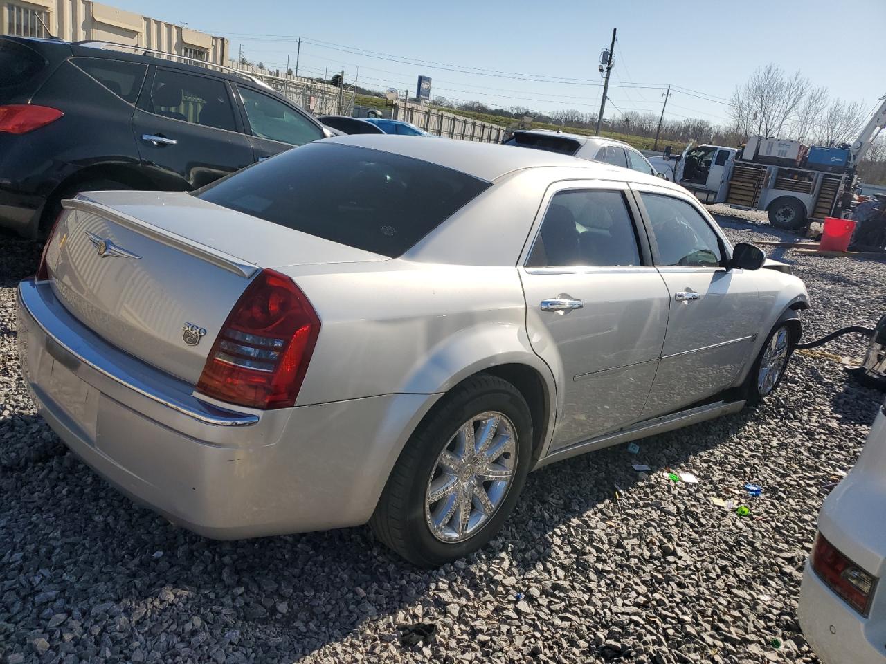 Chrysler 300 Image 2