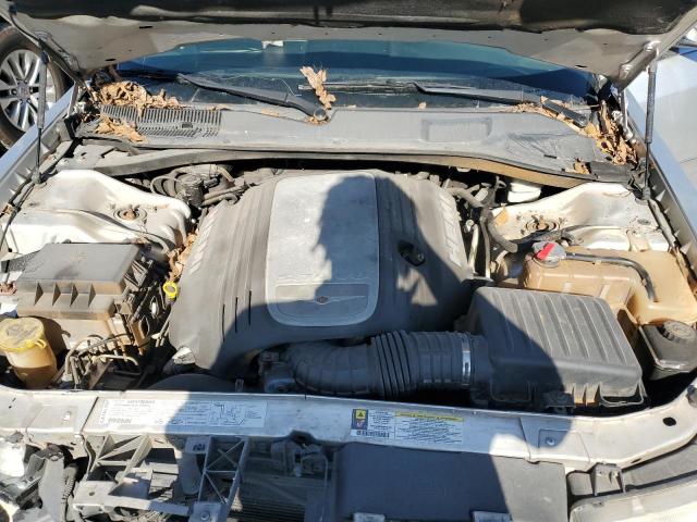 Chrysler 300 Image 11