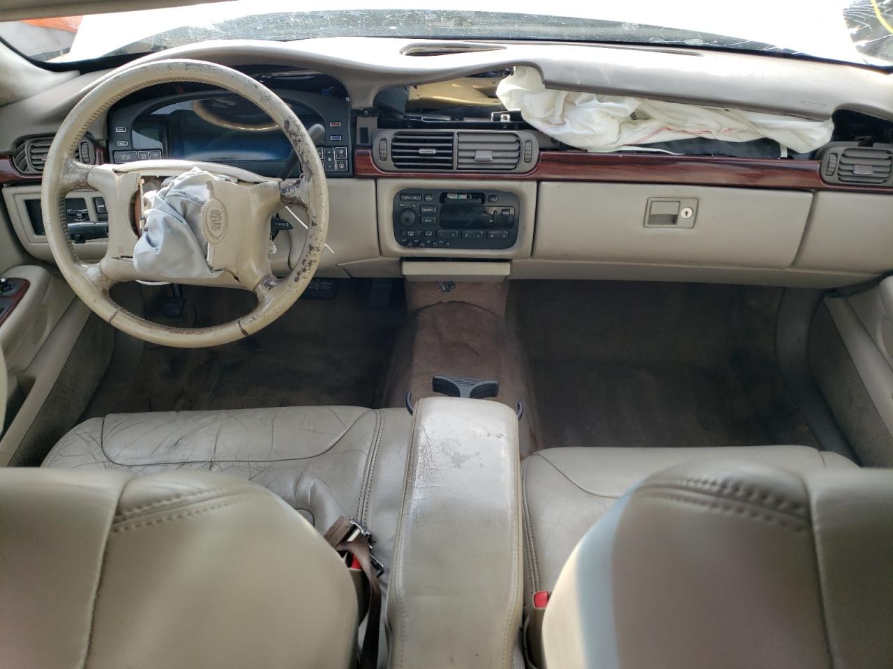 Cadillac DeVille Image 9