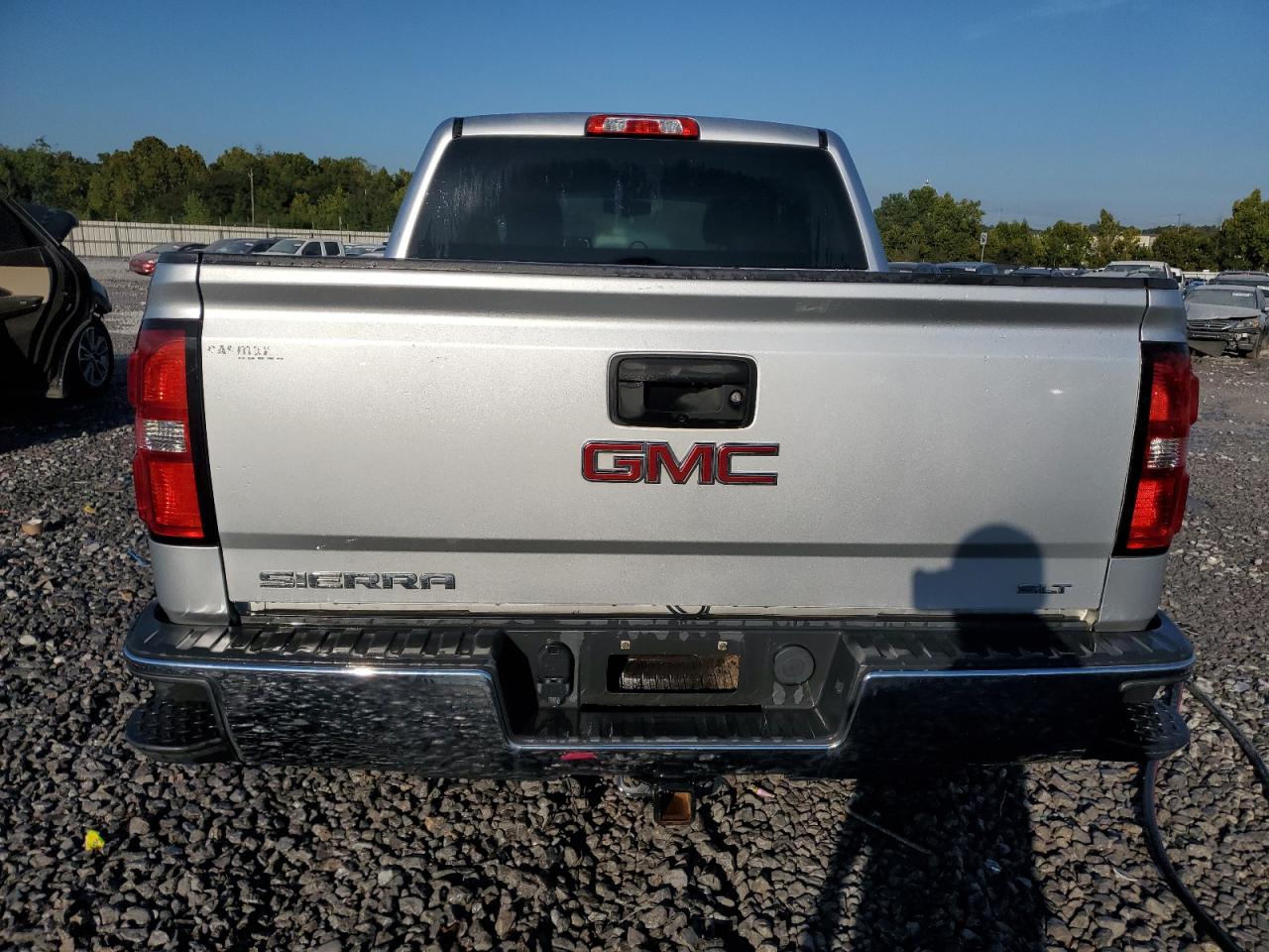 GMC Sierra C1500 Slt Image 2