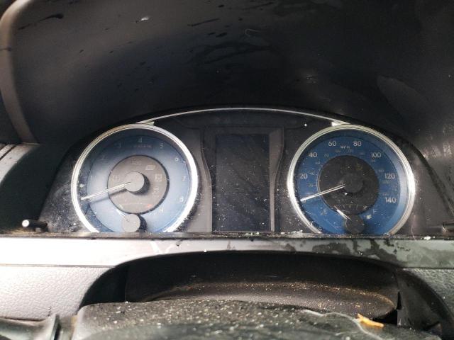 Toyota Camry Le Image 7