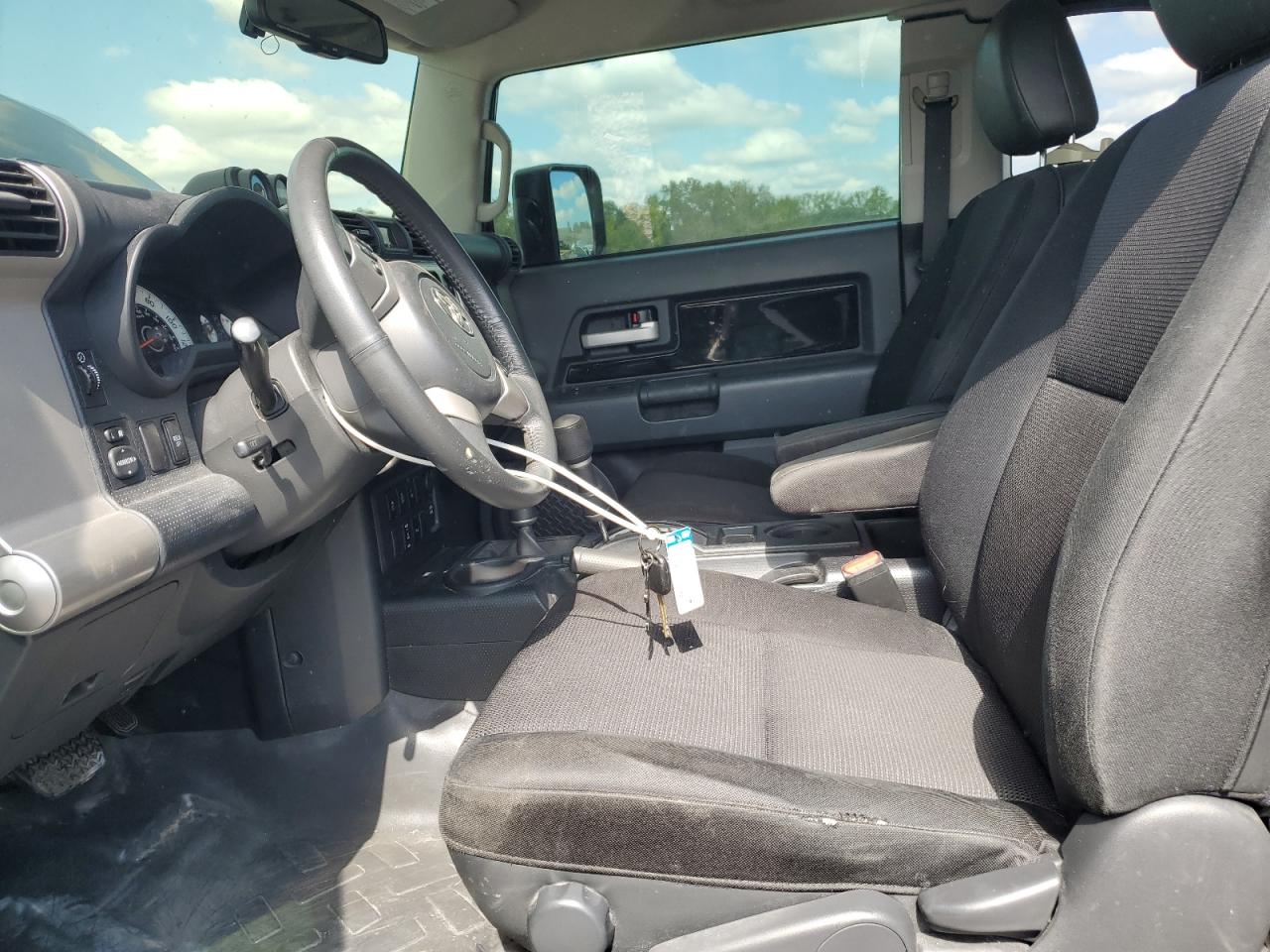 Toyota FJ Cruiser Image 6