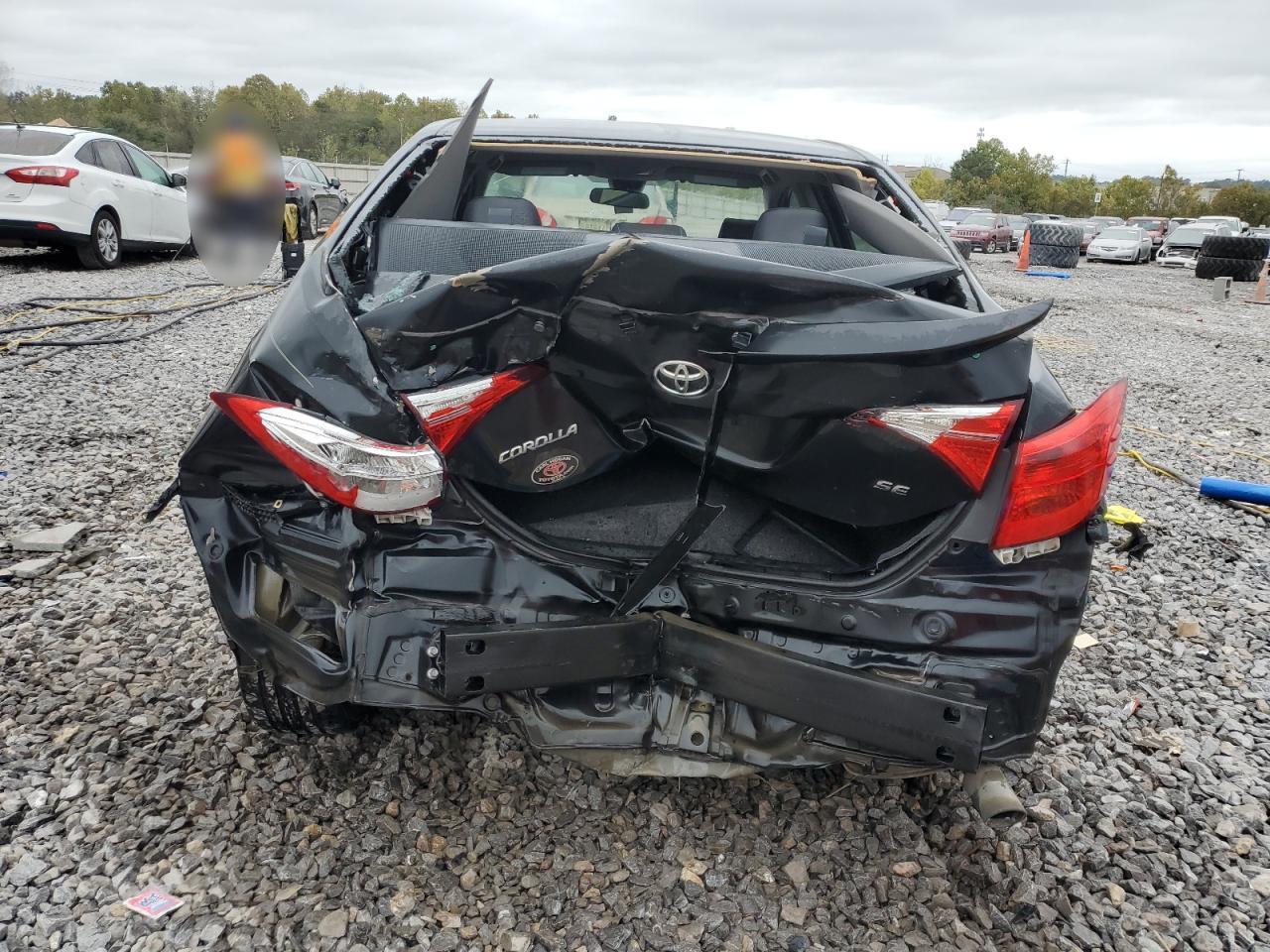 Toyota Corolla L Image 9