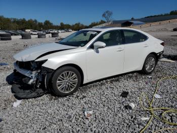  Salvage Lexus Es