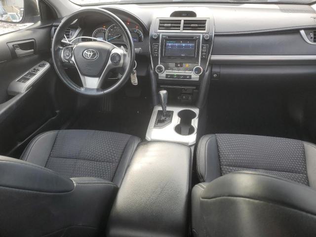 Toyota Camry L Image 2