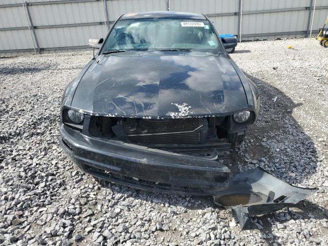 Ford Mustang Image 4