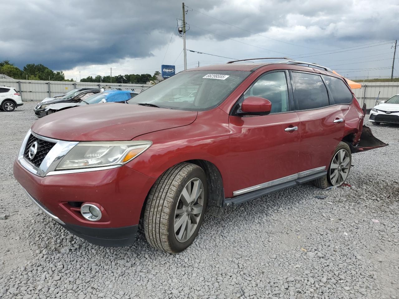 Nissan Pathfinder S Image 1