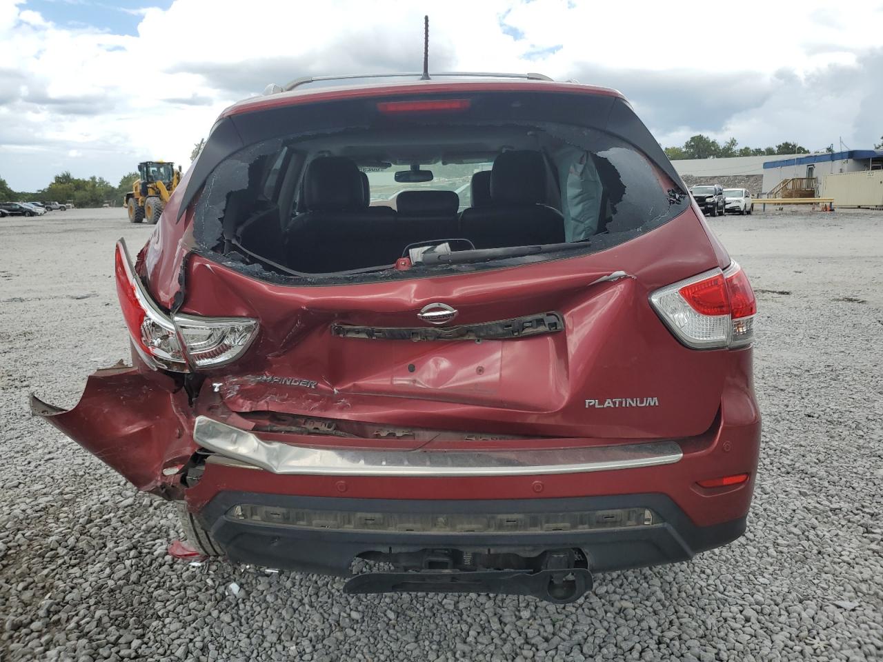 Nissan Pathfinder S Image 10