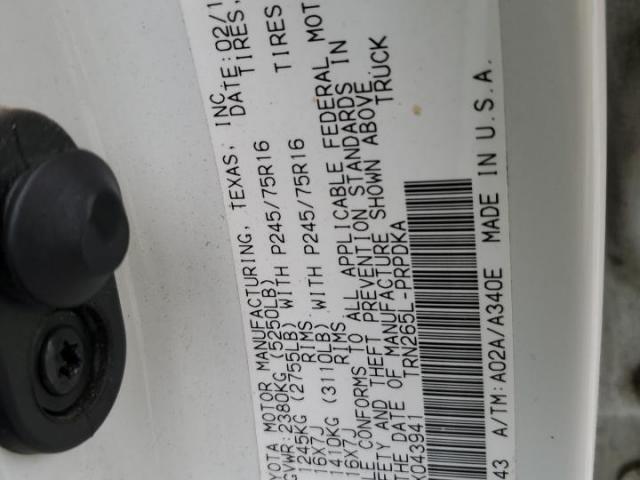 Toyota Tacoma Double Cab Prerunner Image 10