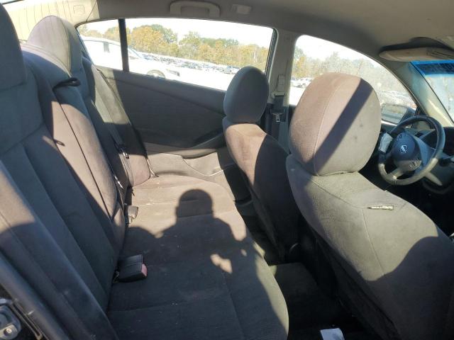 Nissan Altima Base Image 8