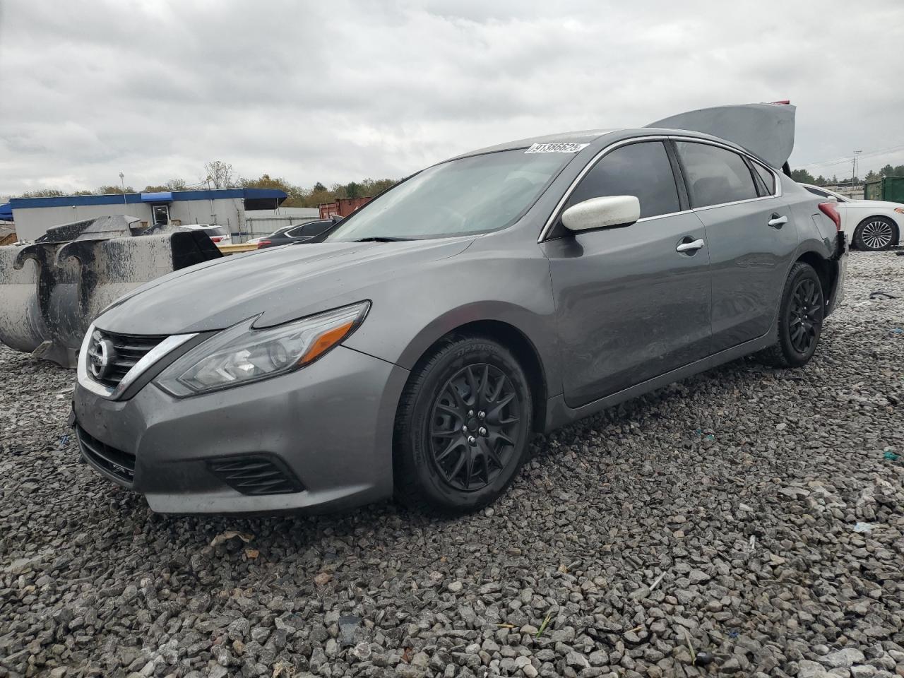 Nissan Altima 2.5 Image 1