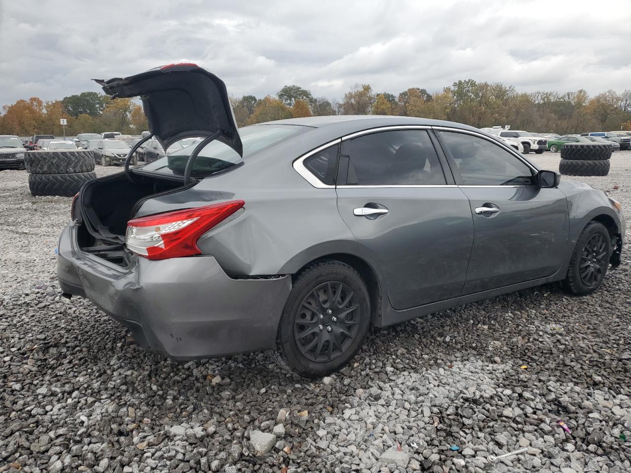 Nissan Altima 2.5 Image 8