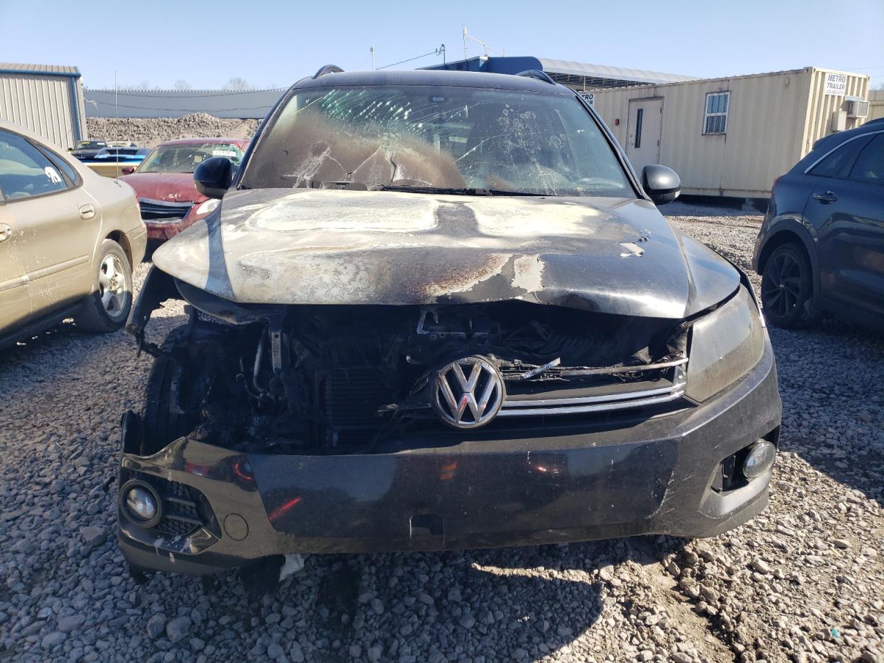 Volkswagen Tiguan S Image 13