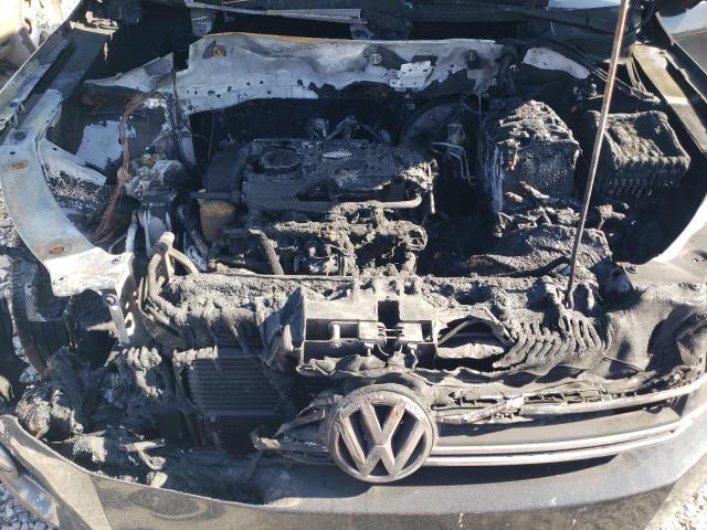 Volkswagen Tiguan S Image 10