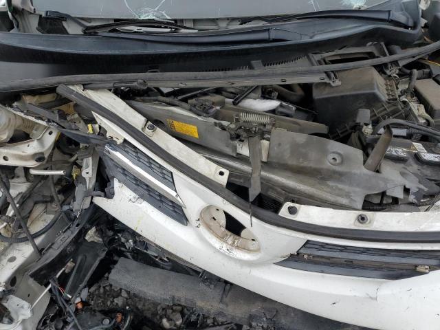 Toyota RAV4 Le Image 4